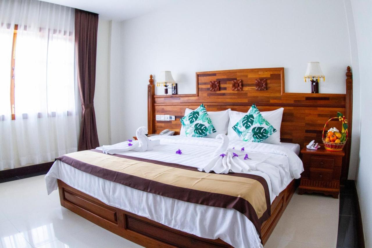 Kampong Thom Palace Hotel 외부 사진