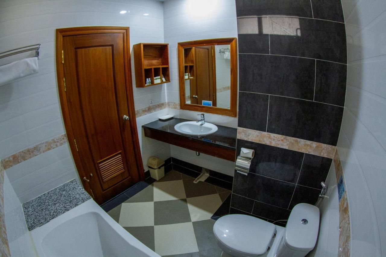 Kampong Thom Palace Hotel 외부 사진