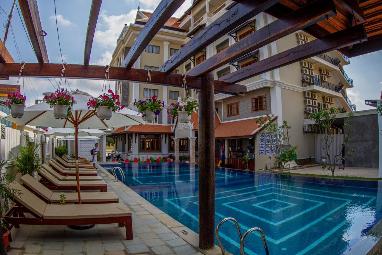 Kampong Thom Palace Hotel 외부 사진