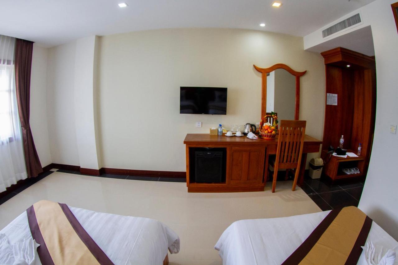 Kampong Thom Palace Hotel 외부 사진