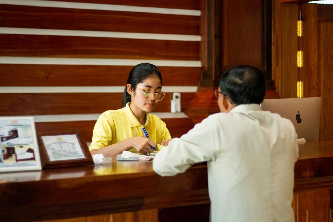 Kampong Thom Palace Hotel 외부 사진